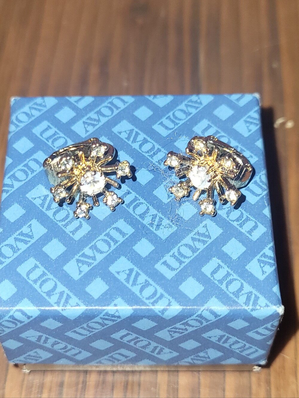 Vintage Avon Starburst Clip On Earrings New In Box Rhinestone 1978